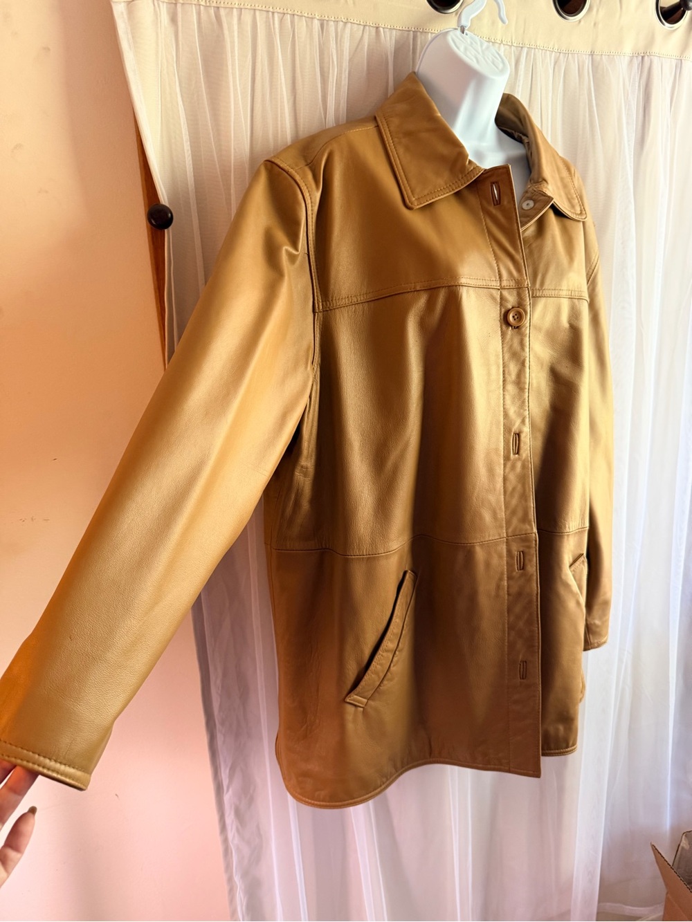 Women's Tan butter soft Leather Button-Front Jacket - Picture 3 of 8